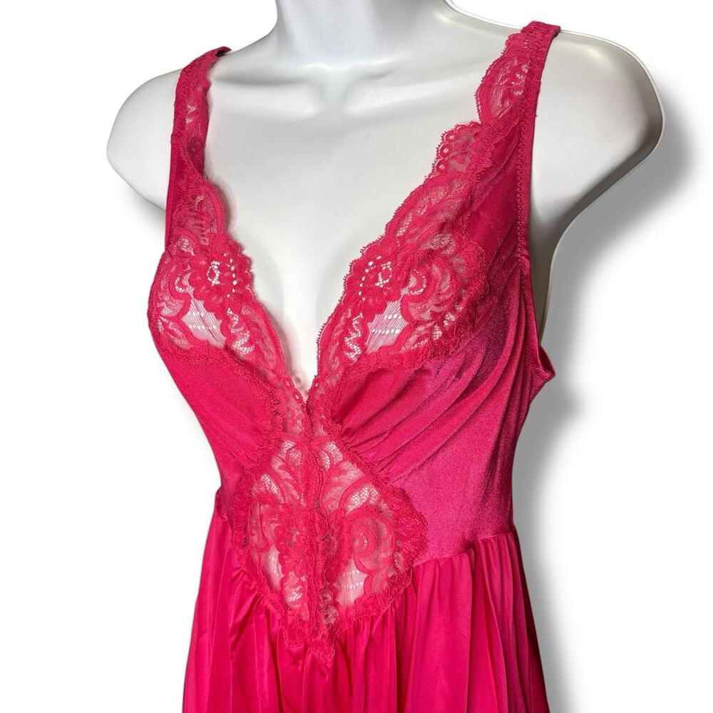 VTG Olga Bodysilk Long Stretch Nightgown Magenta 91150 Lace Lingerie Full Sweep - Picture 2 of 8